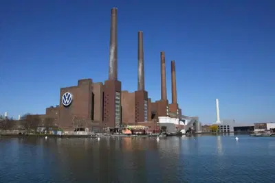 Volkswagen, 19.000 esuberi entro il 2026: il piano di tagli accelera la trasformazione del Gruppo