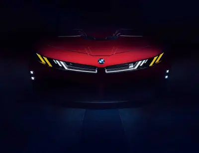 BMW M Concept Neue Klasse, a Le Mans debutta la M del futuro: quattro motori elettrici e oltre 100 kWh