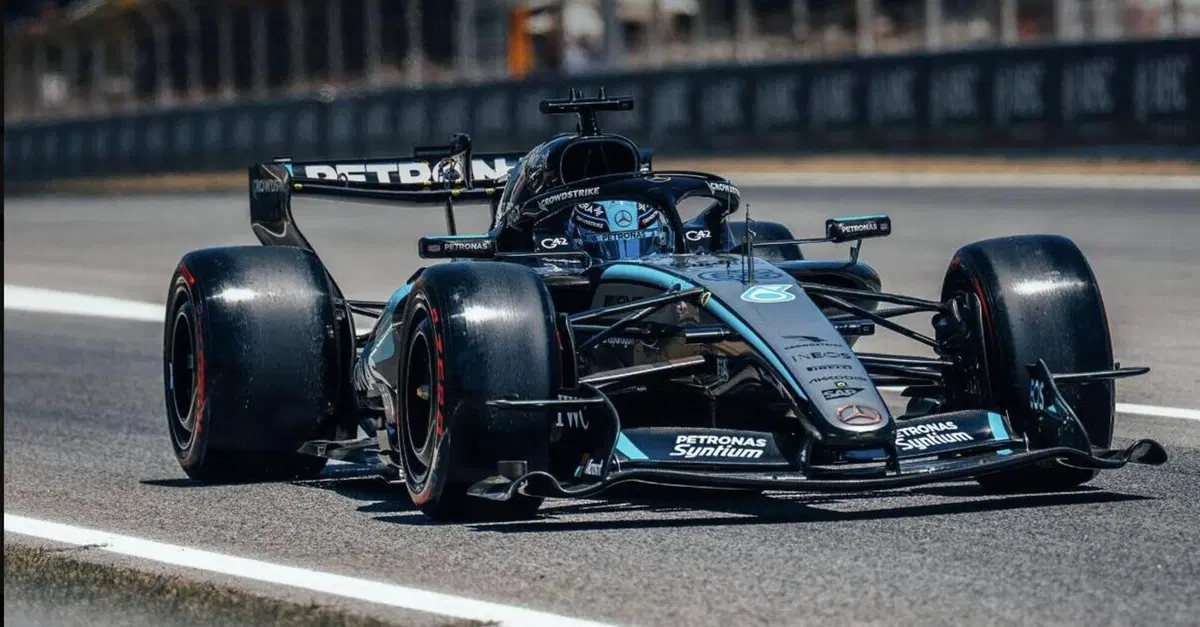 F1, Pista bollente e traffico impazzito a Barcellona: Antonelli finisce nei guai in FP3, mentre Russell detta legge