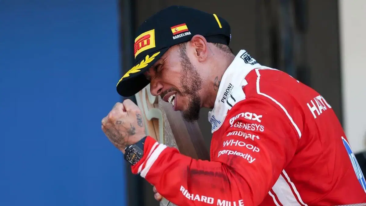 F1. &ldquo;Andavano fuori tempo, ma &egrave; stato incredibile! La montagna &egrave; ripida ma non &egrave; finita&rdquo;. Sulle orme di Michael Schumacher, Hamilton vince e rilancia la Ferrari