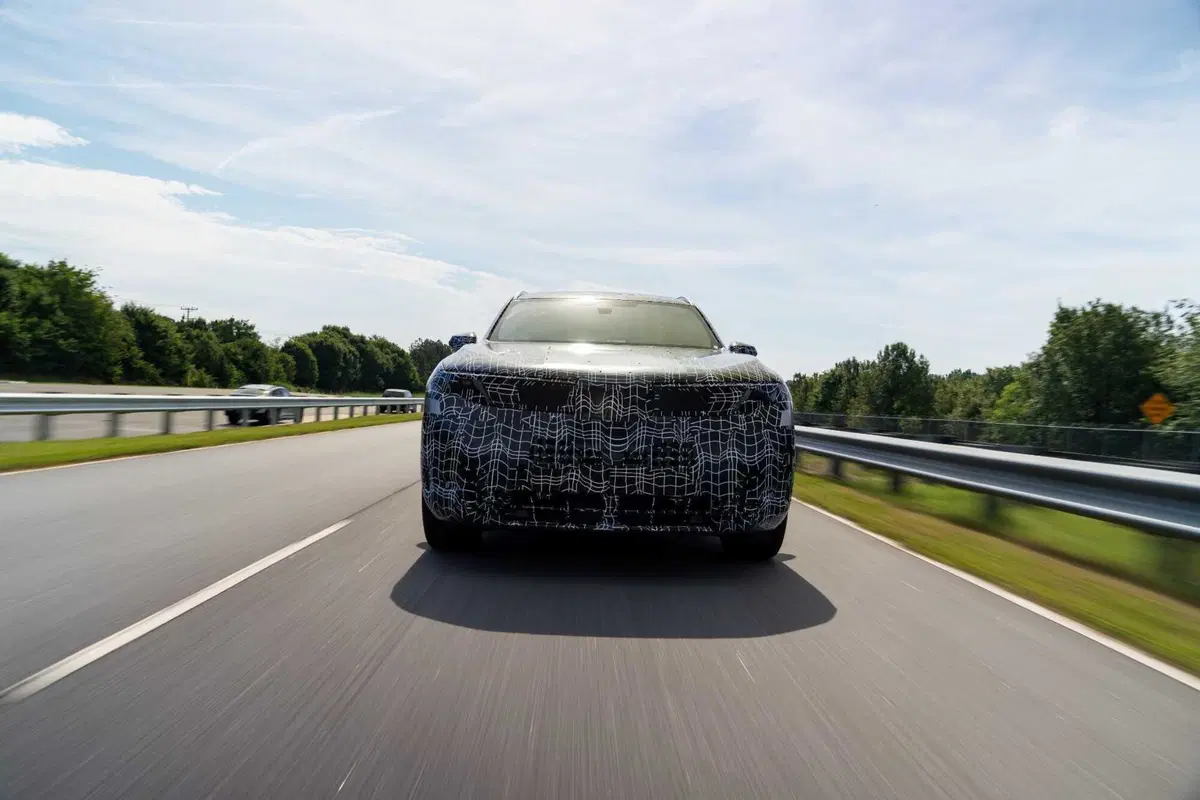 Nuova BMW X5: cinque anime sotto lo stesso cofano, dall'elettrico all'idrogeno (3)