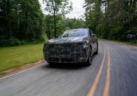 Nuova BMW X5: cinque anime sotto lo stesso cofano, dall'elettrico all'idrogeno