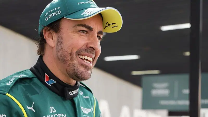 "Basta ibrido, voglio...": Fernando Alonso svela la sua ricetta perfetta per i motori del futuro della F1