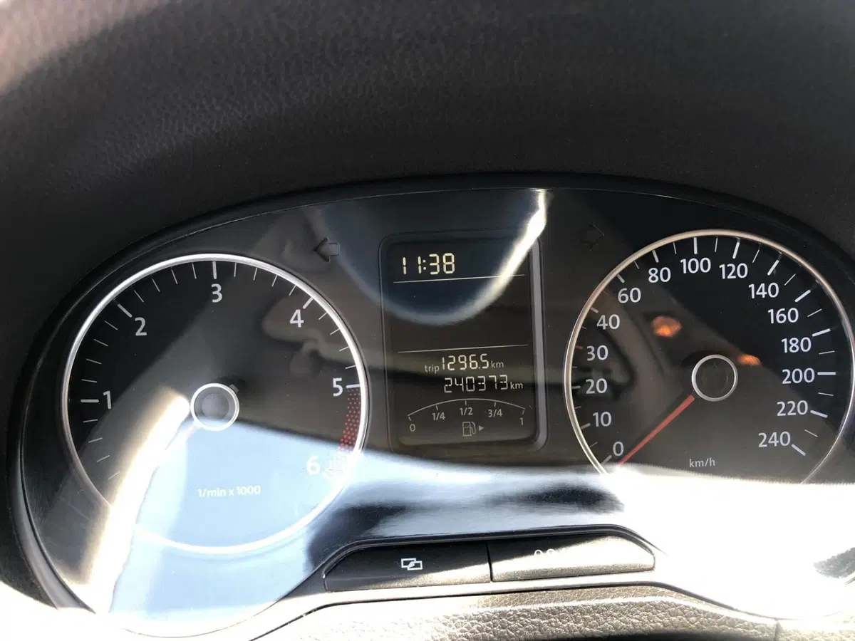 Volkswagen Polo usata a Piacenza (5)