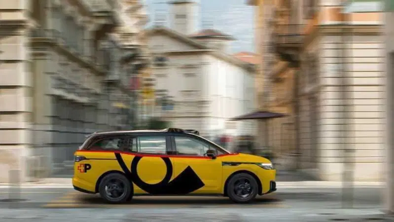 Baidu beffa Tesla e Waymo in Europa: il robotaxi cinese arriva in Svizzera e si chiama AmiGo
