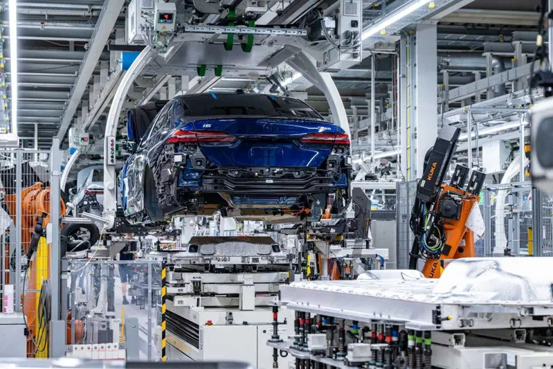 Linea di montaggio BMW