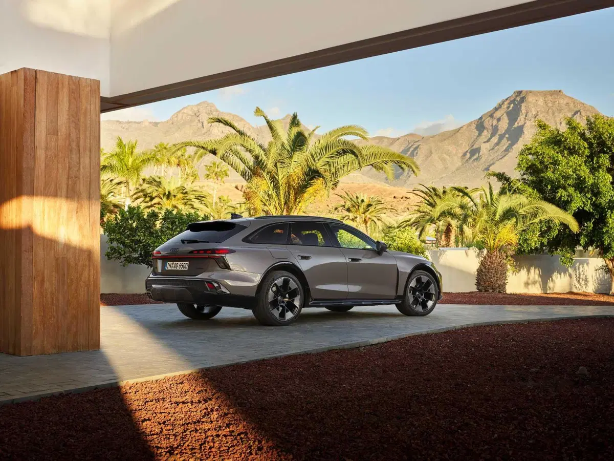 Audi A6 allroad 2026: la familiare che non teme nessun terreno arriva anche ibrida plug-in (11)