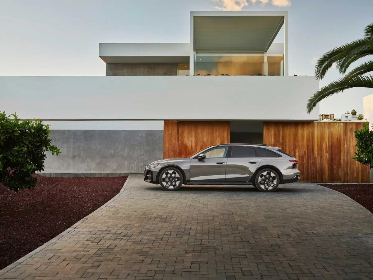 Audi A6 allroad 2026: la familiare che non teme nessun terreno arriva anche ibrida plug-in (12)