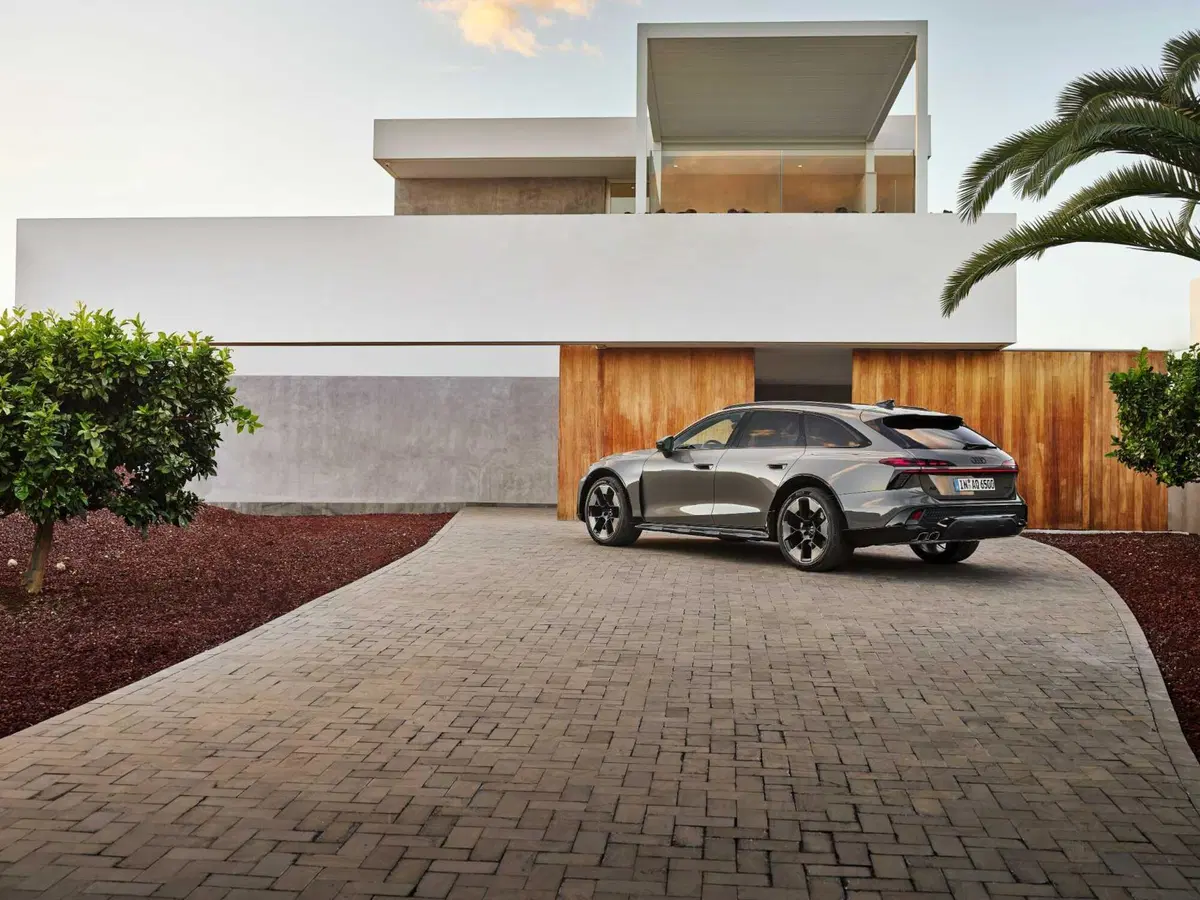 Audi A6 allroad 2026: la familiare che non teme nessun terreno arriva anche ibrida plug-in (13)