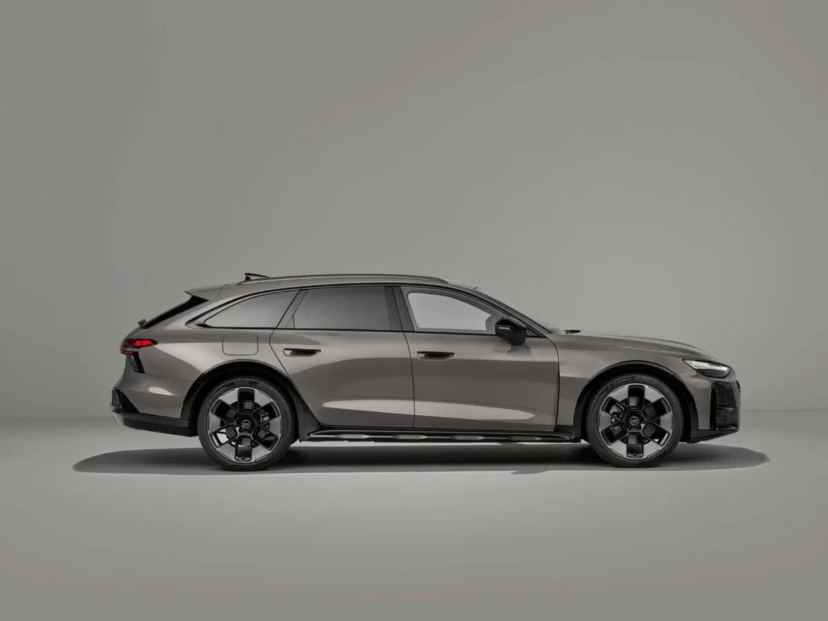 Audi A6 allroad 2026: la familiare che non teme nessun terreno arriva anche ibrida plug-in (4)
