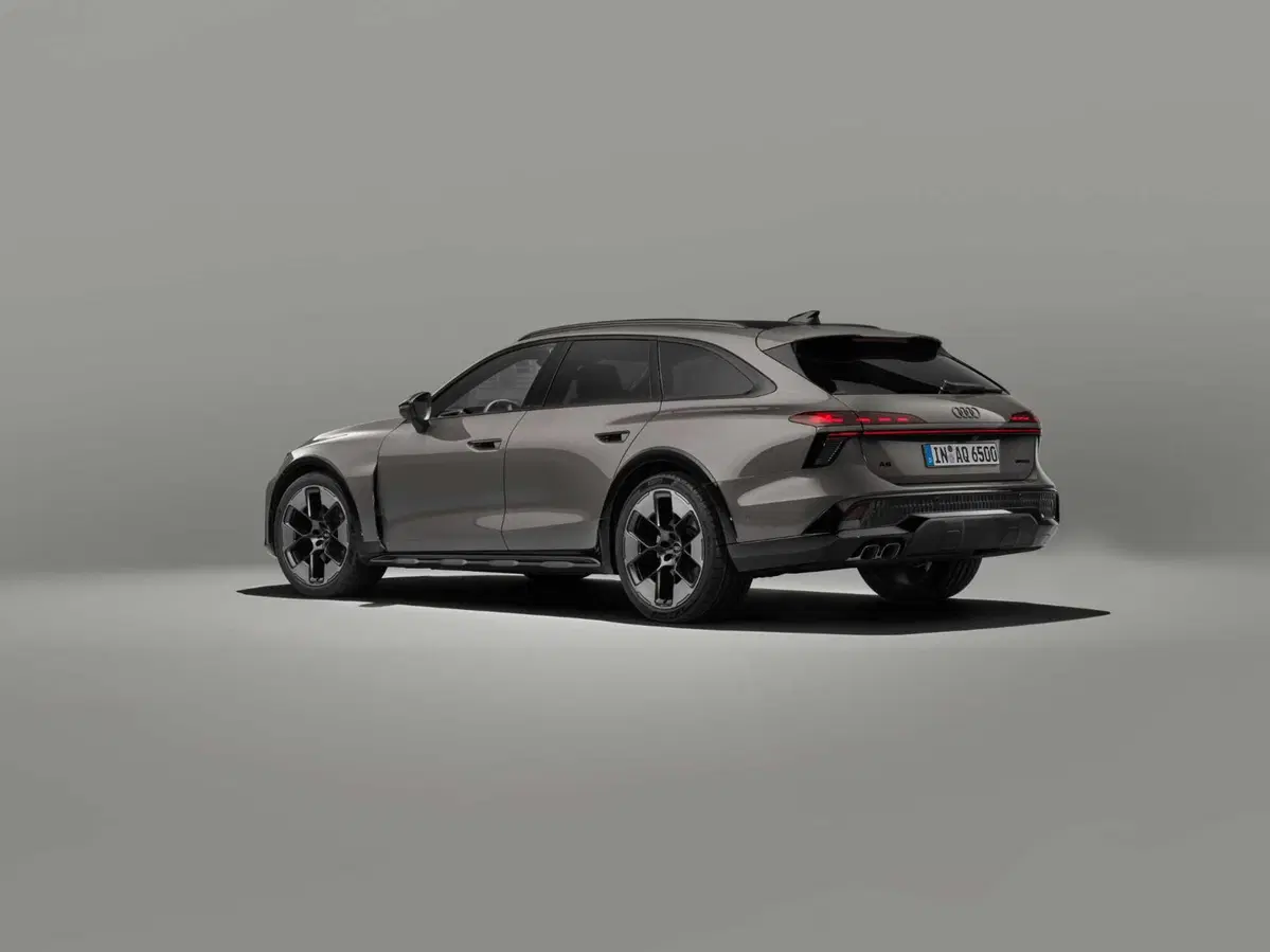 Audi A6 allroad 2026: la familiare che non teme nessun terreno arriva anche ibrida plug-in (6)