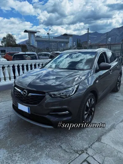 Opel Grandland X 1.6 Hybrid Plug-in aut. AWD Elegance del 2021 usata a Angri