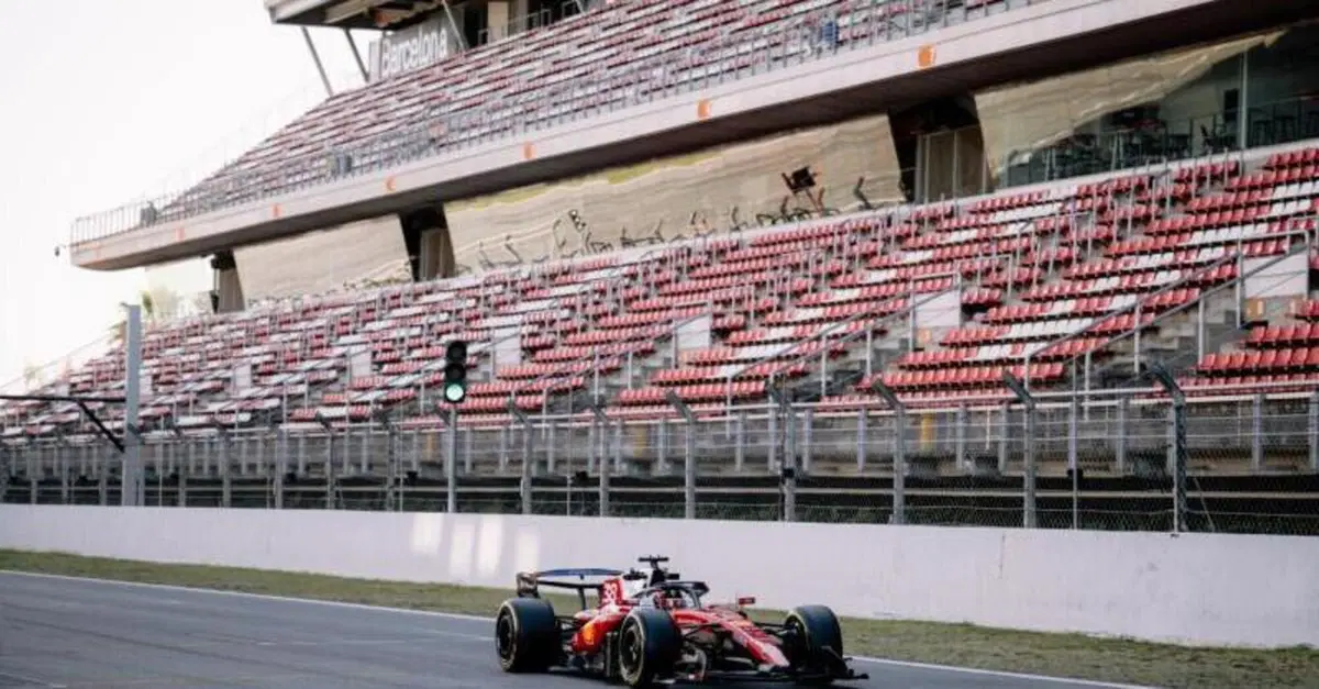 F1. Ferrari, un affare di famiglia a Barcellona: Arthur e Charles Leclerc infiammano i test Pirelli a 58&deg;C