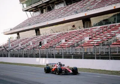 F1. Ferrari, un affare di famiglia a Barcellona: Arthur e Charles Leclerc infiammano i test Pirelli a 58°C