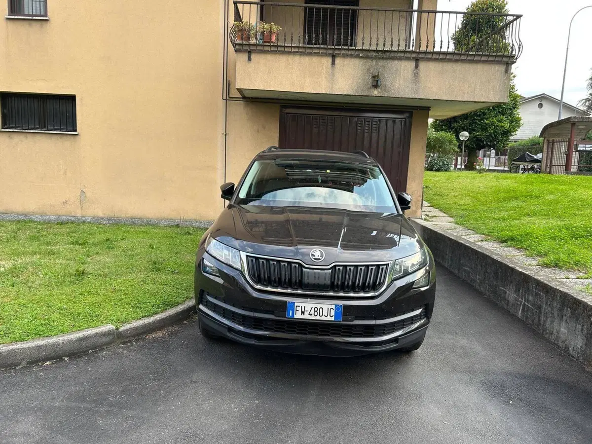 Skoda Kodiaq usata a Milano (2)