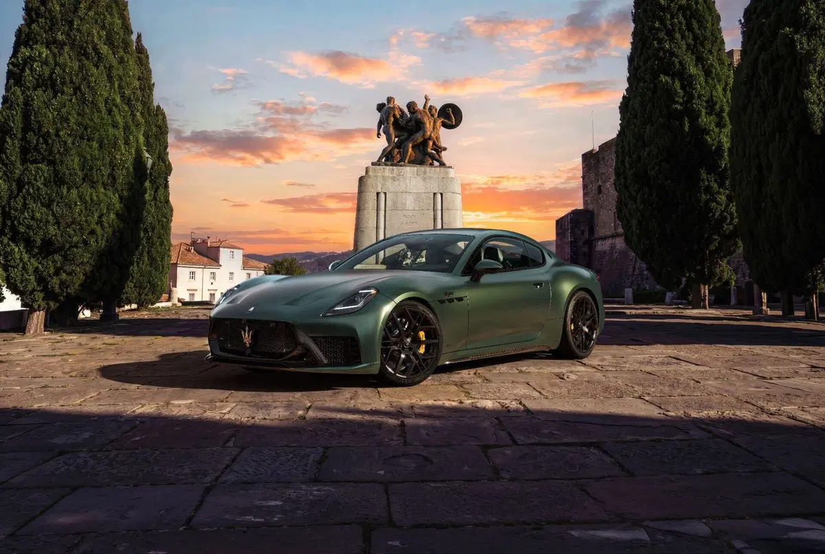 Maserati 100 anni del Tridente: nuova era per GranTurismo, GranCabrio e Grecale  (5)