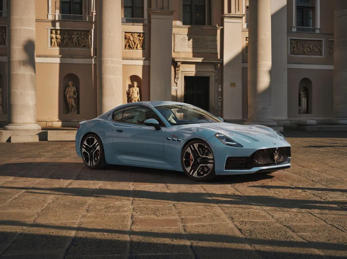 Maserati 100 anni del Tridente: nuova era per GranTurismo, GranCabrio e Grecale  (7)