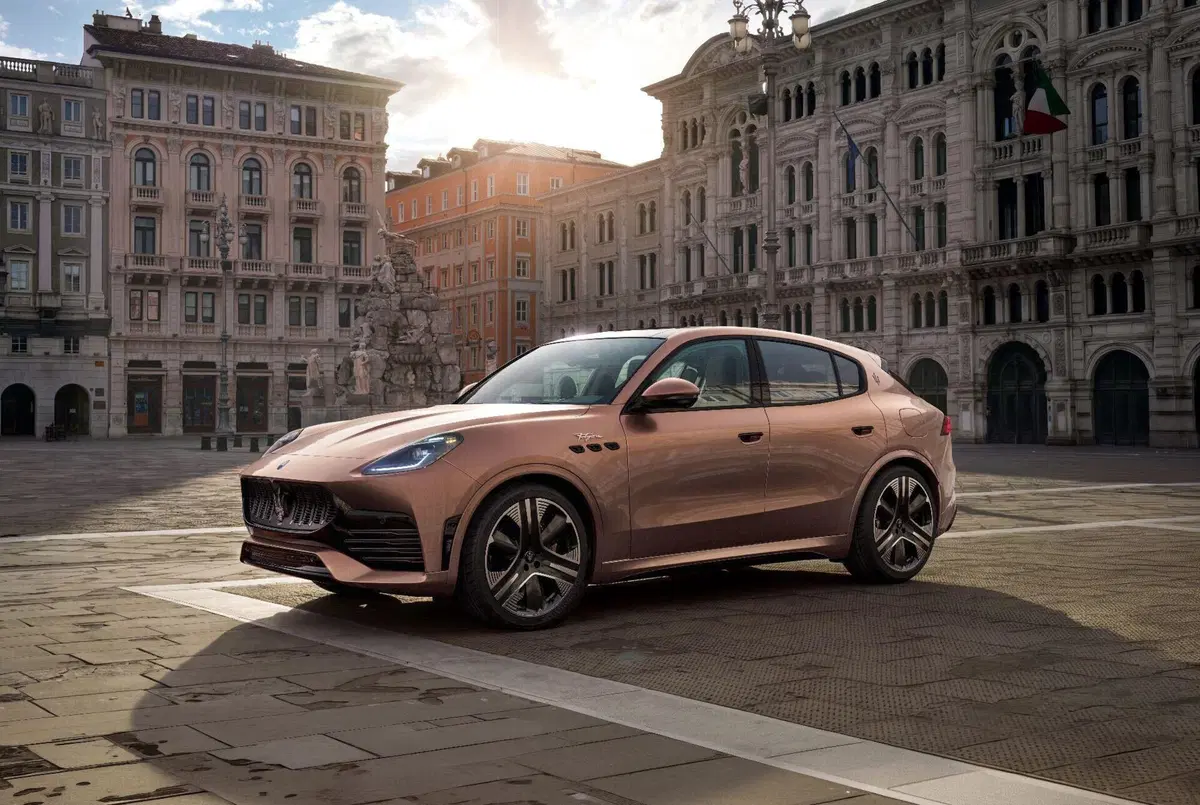 Maserati 100 anni del Tridente: nuova era per GranTurismo, GranCabrio e Grecale  (10)