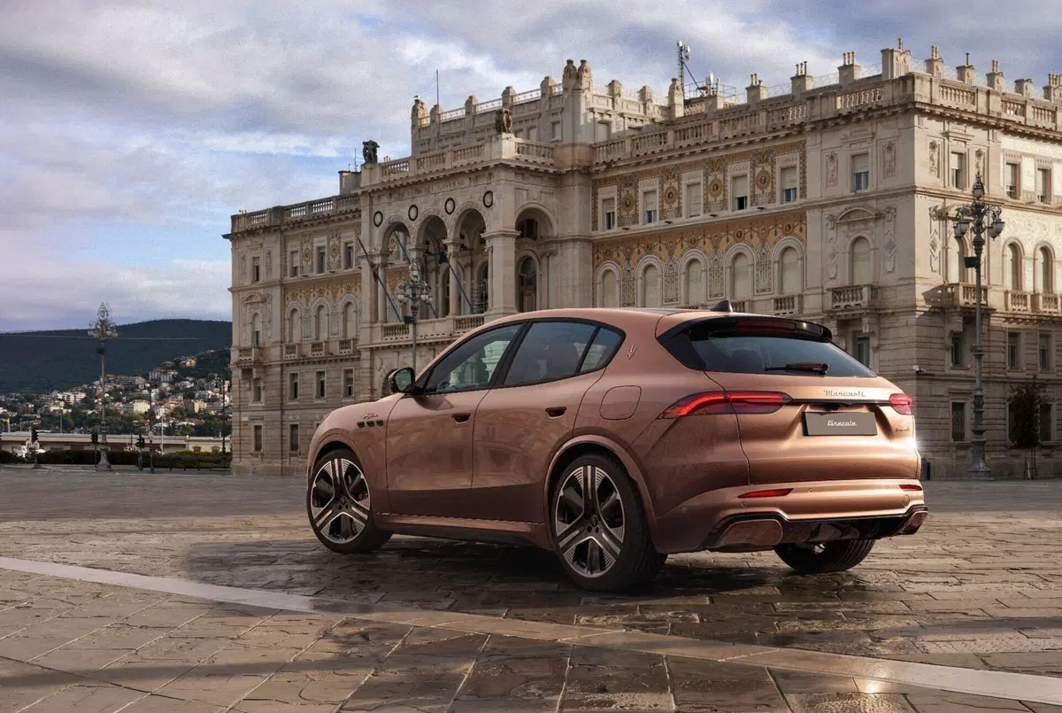 Maserati 100 anni del Tridente: nuova era per GranTurismo, GranCabrio e Grecale  (11)