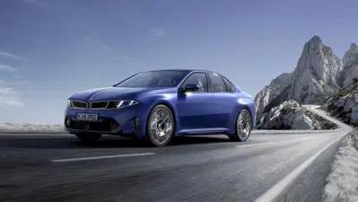 BMW i3: ordini aperti con mesi di anticipo, la nuova elettrica della Neue Klasse registra una domanda superiore alle attese