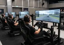 Simracing: la FIA vuole campionati ufficiali. Cosa cambia davvero per i piloti virtuali