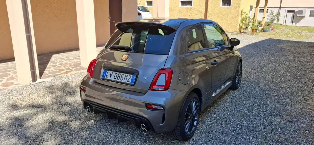 Abarth 695 usata a Pavia (3)