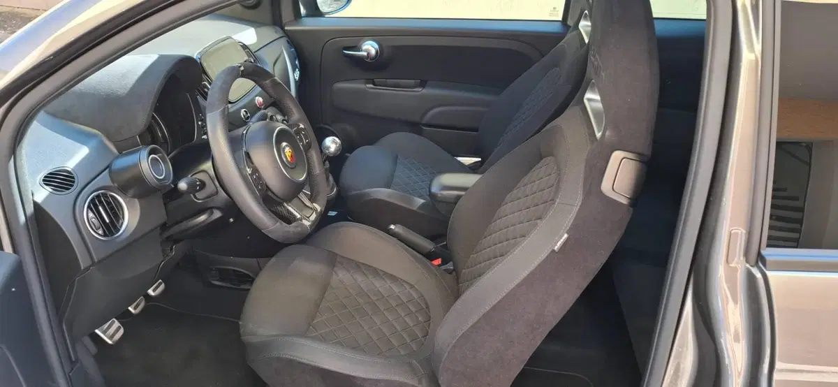 Abarth 695 usata a Pavia (11)
