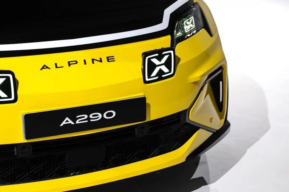 Alpine A290 Tour de Corse Tribute: l’elettrica sportiva rende omaggio a una leggenda del rally (8)
