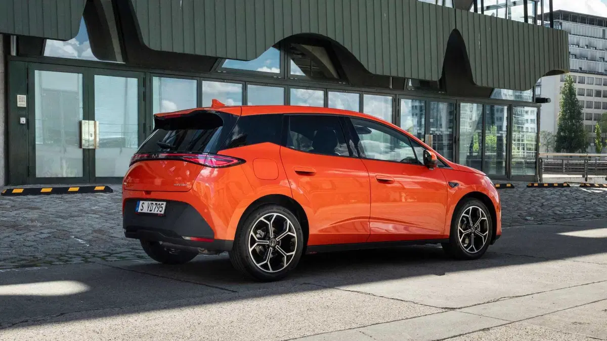 Byd Dolphin G DM-i (2026-->>) (4)