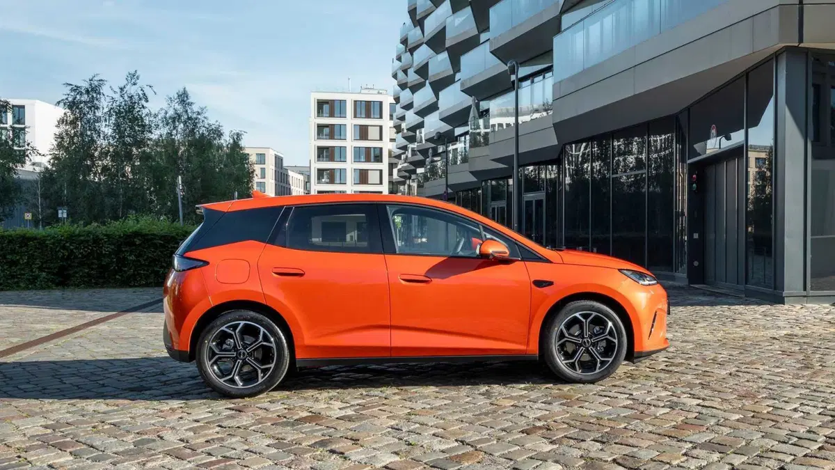 Byd Dolphin G DM-i (2026-->>) (9)