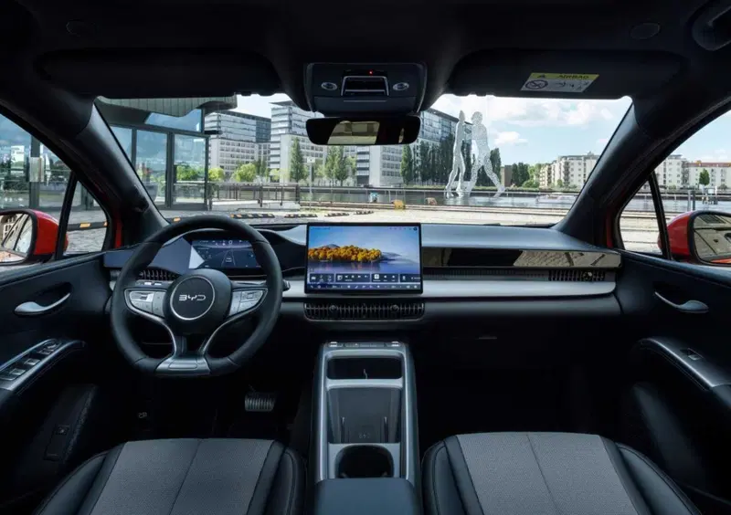 Byd Dolphin G DM-i (2026-->>) (10)