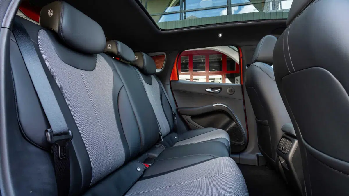 Byd Dolphin G DM-i (2026-->>) (15)