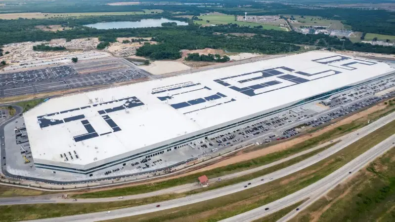 Tesla perde il responsabile globale della qualit&agrave;: Kahiree Gans torna in Stellantis