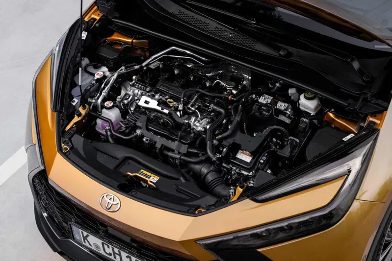 Motore Full Hybrid Toyota