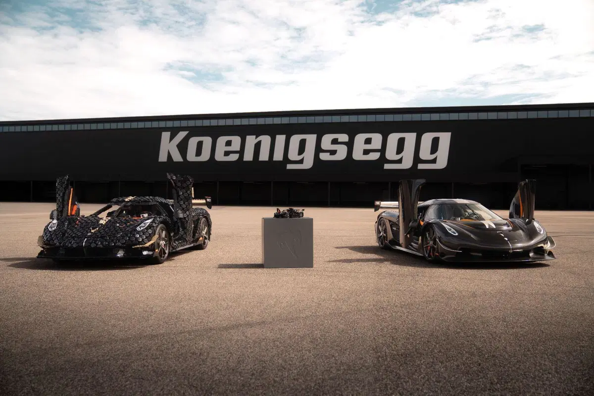 La LEGO più veloce di sempre: la Koenigsegg Sadair's Spear tocca 111 km/h (2)