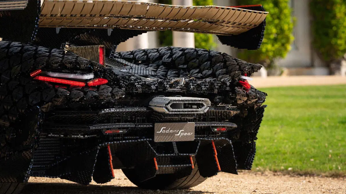 La LEGO più veloce di sempre: la Koenigsegg Sadair's Spear tocca 111 km/h (13)