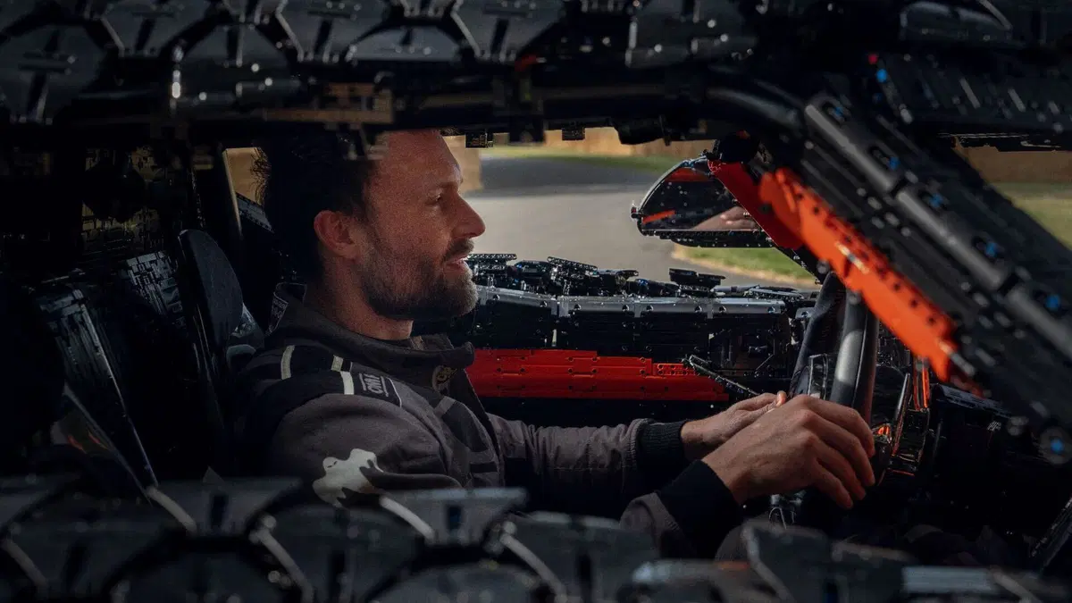 La LEGO più veloce di sempre: la Koenigsegg Sadair's Spear tocca 111 km/h (30)