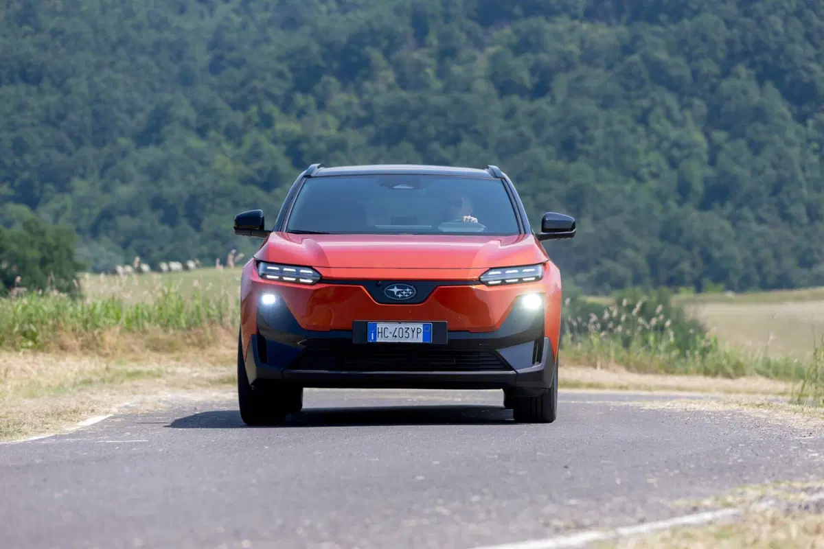 Subaru Uncharted: il SUV che cerca la sua strada tra DNA di marca e compromessi elettrici (6)