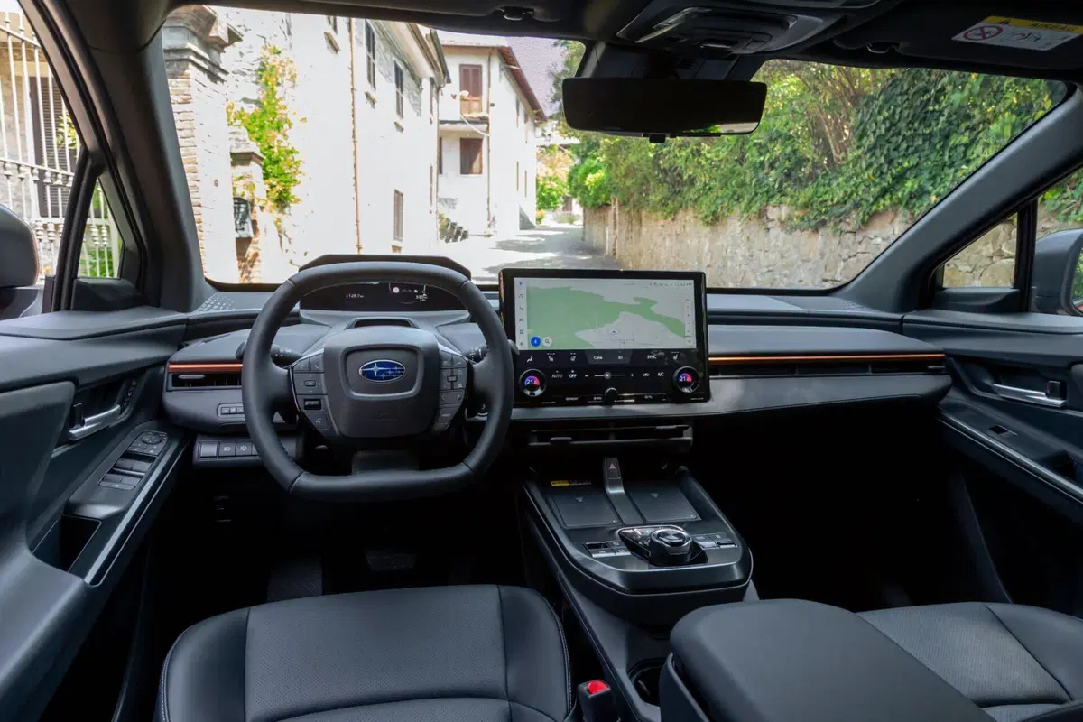 Subaru Uncharted: il SUV che cerca la sua strada tra DNA di marca e compromessi elettrici (6)