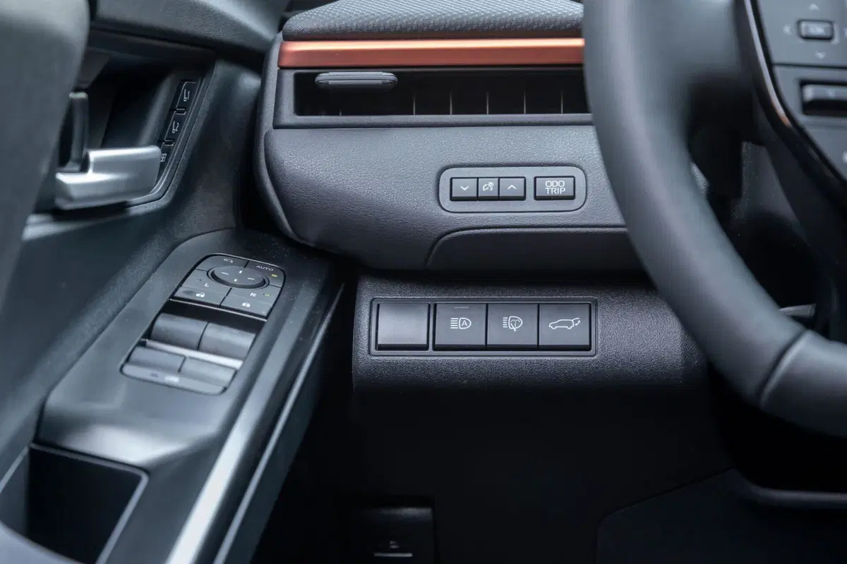 Subaru Uncharted: il SUV che cerca la sua strada tra DNA di marca e compromessi elettrici (9)