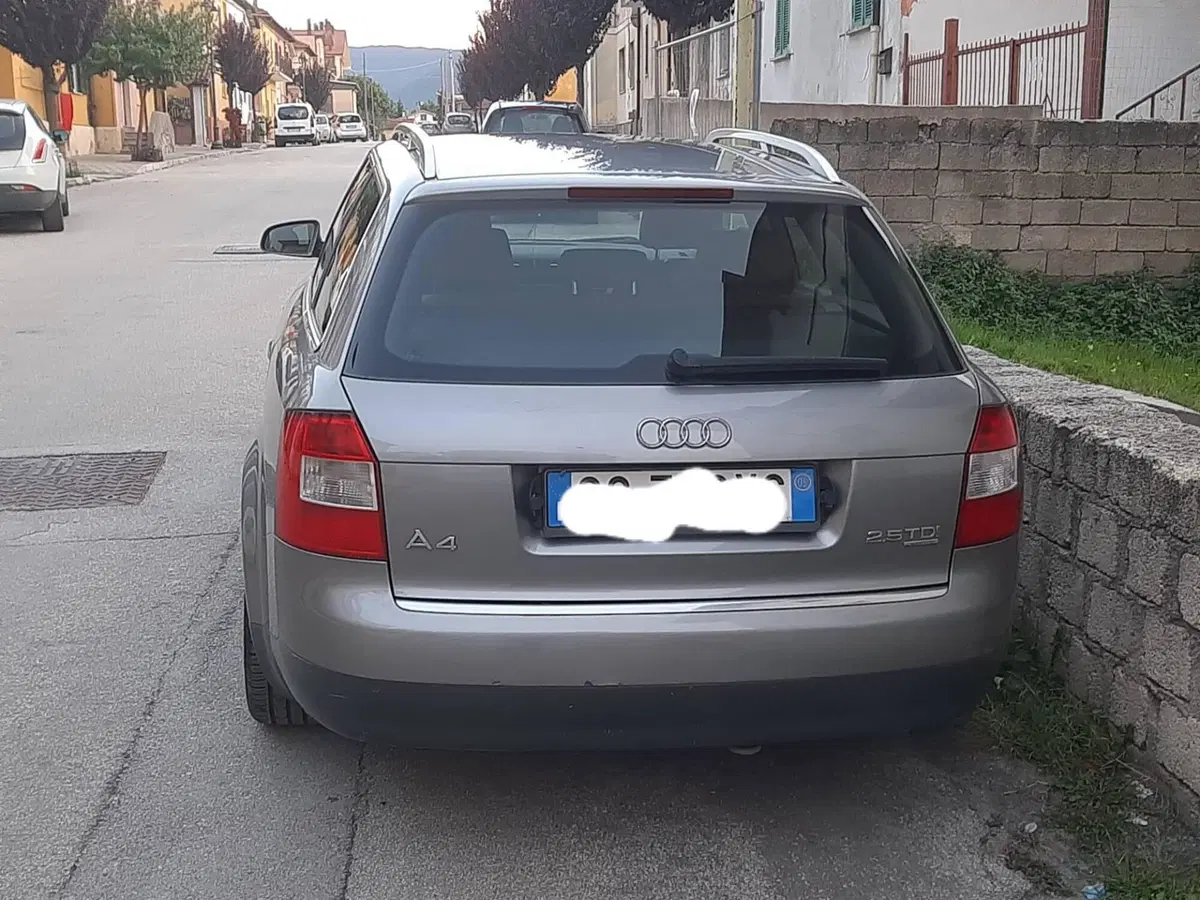 Audi A4 Avant usata a L'Aquila (18)
