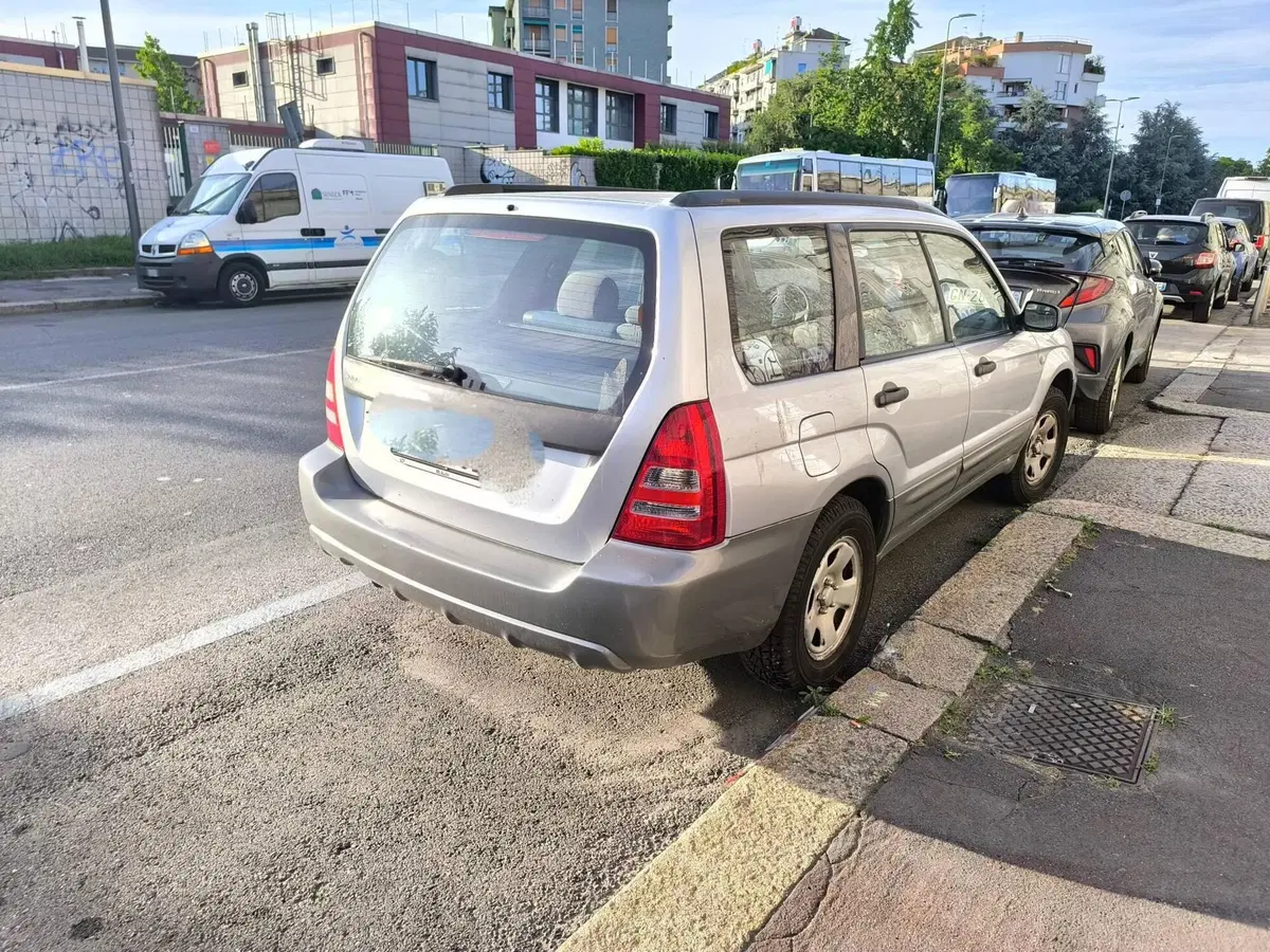 Subaru Forester usata a Milano (6)