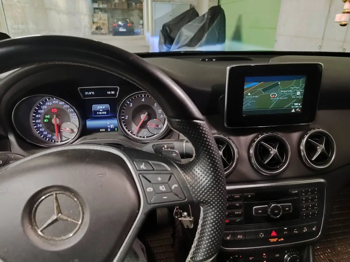 Mercedes-Benz GLA SUV usata a Trento (6)