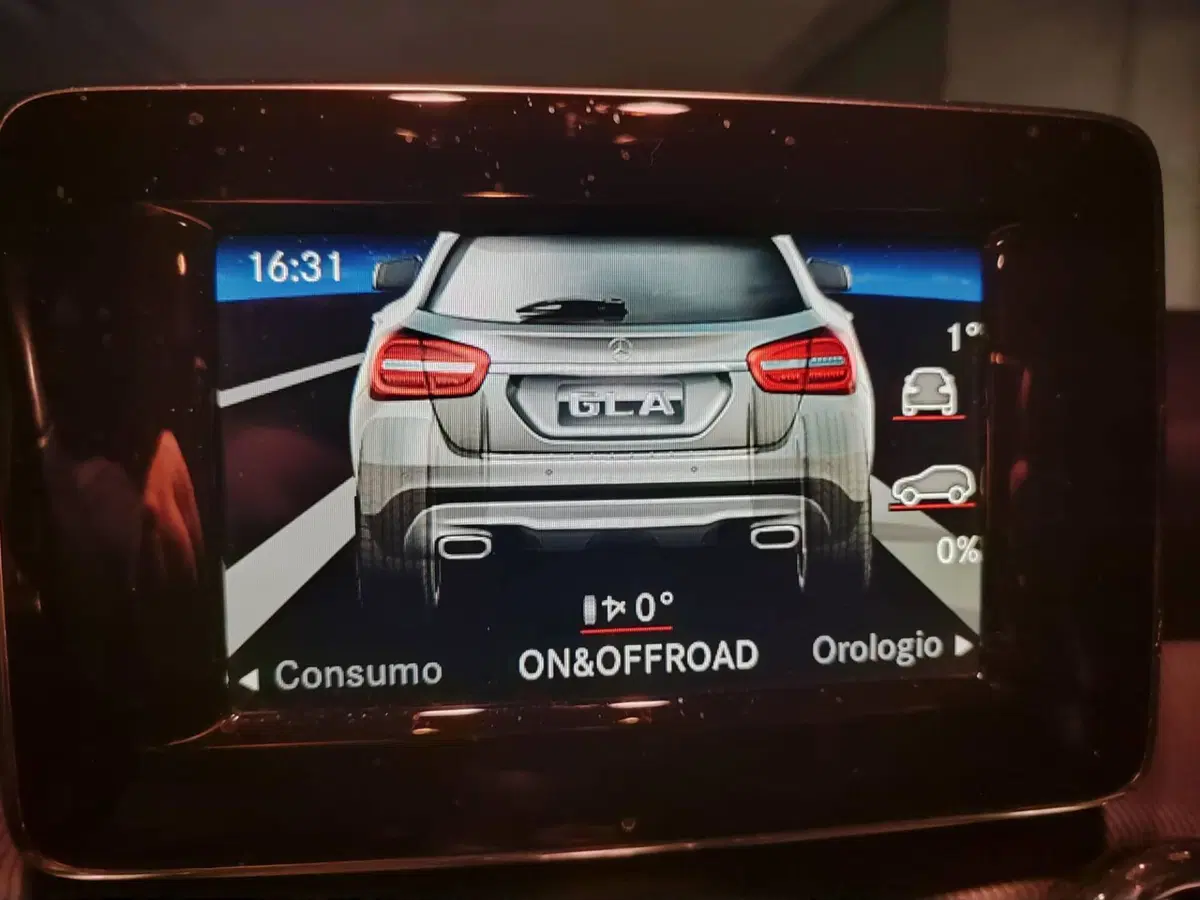 Mercedes-Benz GLA SUV usata a Trento (8)