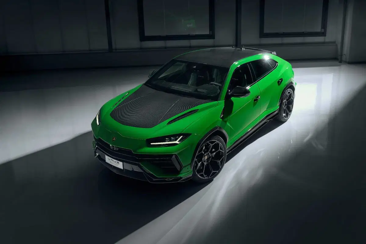 Lamborghini e i Super SUV: mezzo secolo dalla Cheetah fino alla Urus SE più potente di sempre (26)