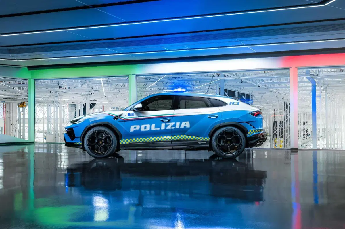 Lamborghini e i Super SUV: mezzo secolo dalla Cheetah fino alla Urus SE più potente di sempre (41)