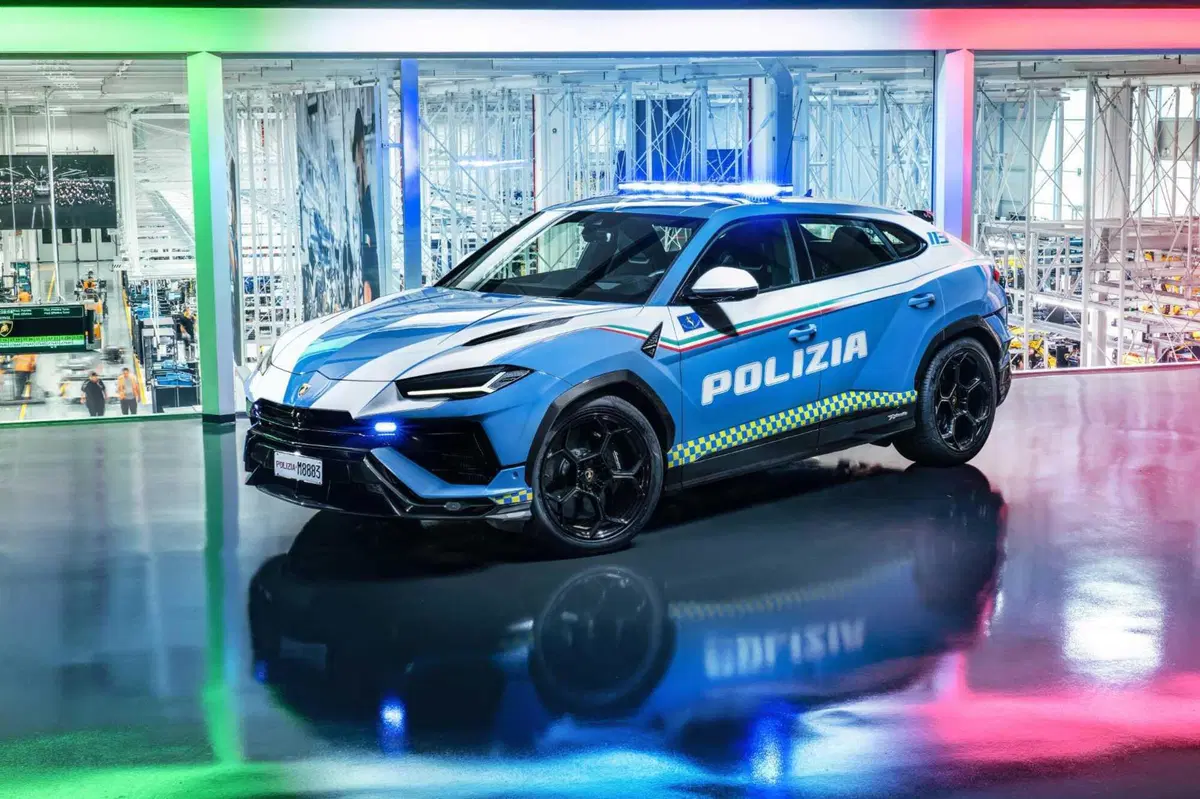 Lamborghini e i Super SUV: mezzo secolo dalla Cheetah fino alla Urus SE più potente di sempre (42)