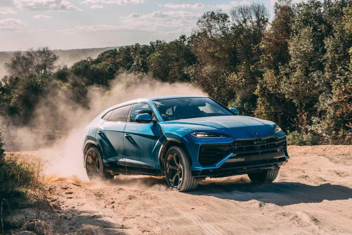 Lamborghini e i Super SUV: mezzo secolo dalla Cheetah fino alla Urus SE più potente di sempre (53)