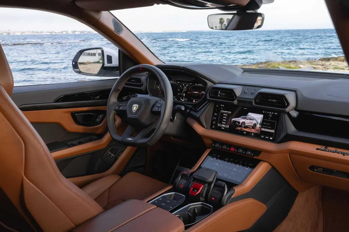 Lamborghini e i Super SUV: mezzo secolo dalla Cheetah fino alla Urus SE più potente di sempre (57)