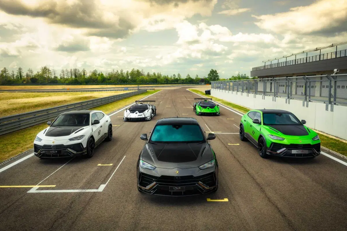 Lamborghini e i Super SUV: mezzo secolo dalla Cheetah fino alla Urus SE più potente di sempre (81)